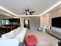 Blk 874B Tampines Greenflora (Tampines), HDB 5 Rooms #564562801